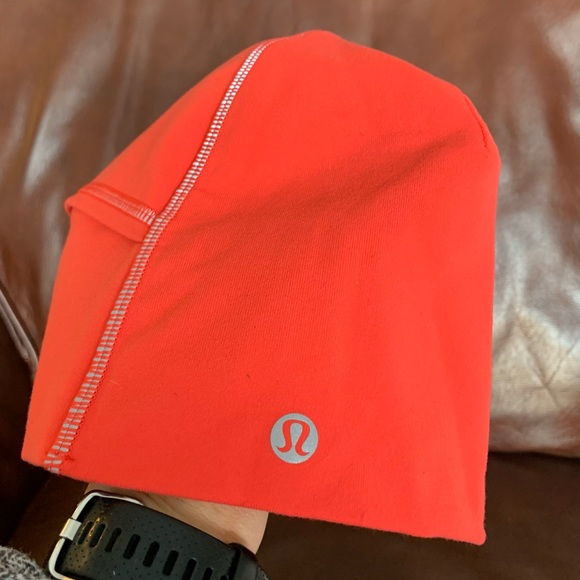 Lululemon Run and Done Toque - Picture 9 of 14